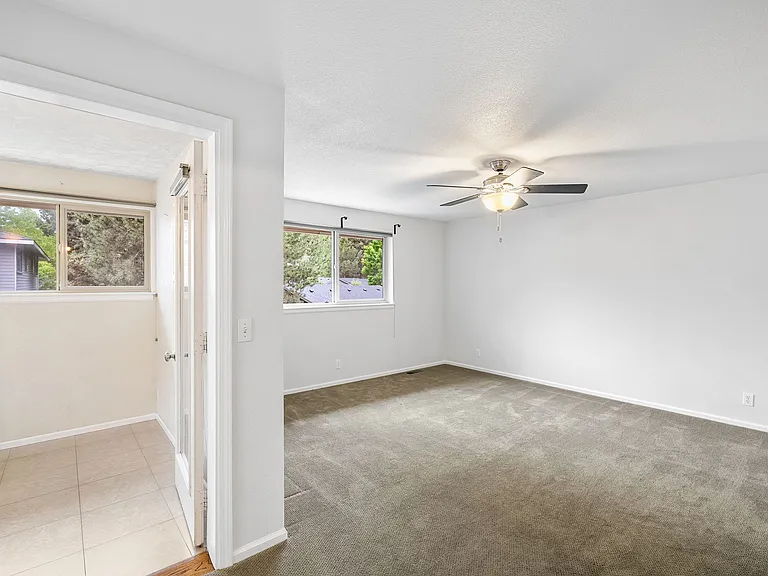 1801 NE Purcell Blvd #11 — Photo 14