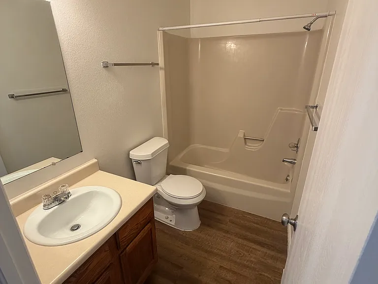 719 Aztec Dr #B — Photo 15