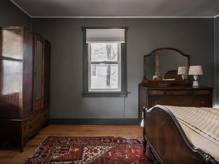 415 Pierce St — Photo 10