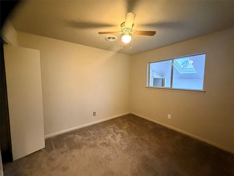 7603 Grape St — Photo 21