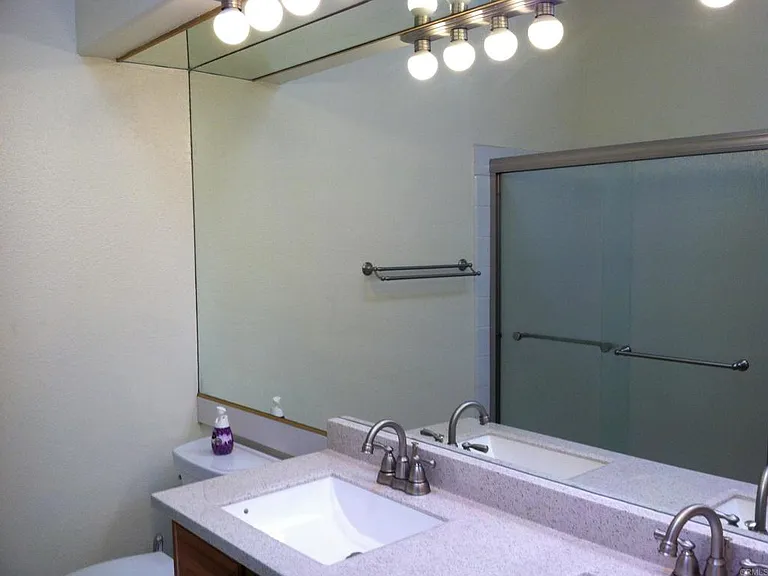 4712 Galicia Way — Photo 16