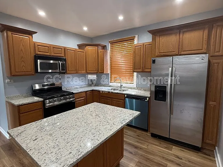 2304 N Monitor Ave #3 — Photo 5