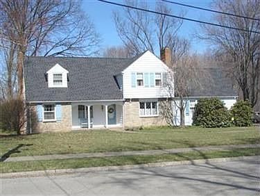 1st image of 496 Hogarth Ave