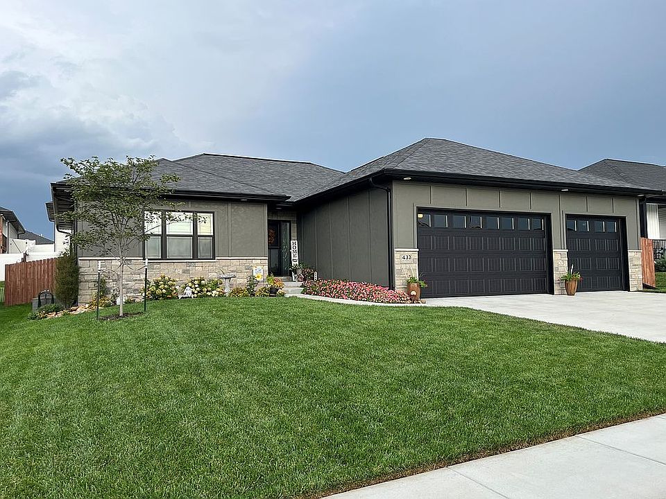 432 Deep Water Drive