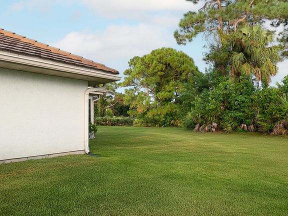 3rd image of 2507 SE Morningside Boulevard