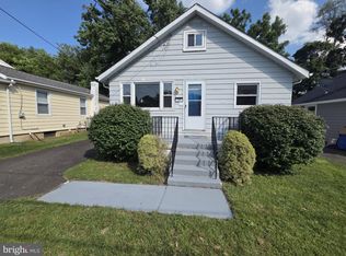 17 Hillman Ave, Ewing, NJ 08638