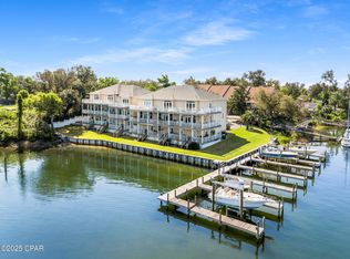 246 E 3rd Pl, Panama City, FL 32401