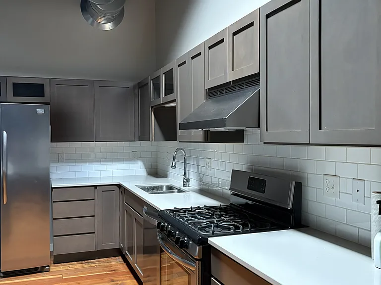 320 S Phillips Ave #304 — Photo 7