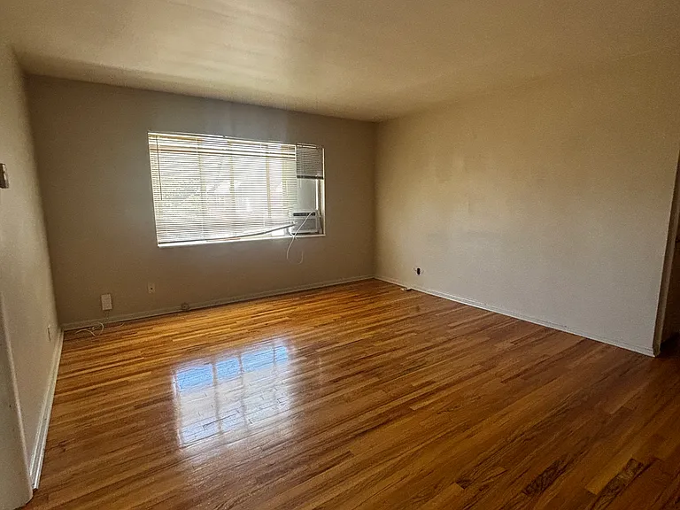 1057 E 2nd Ave #12 — Photo 7