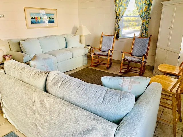 4 bed, 1456 sqft, $3,000 — Photo 3