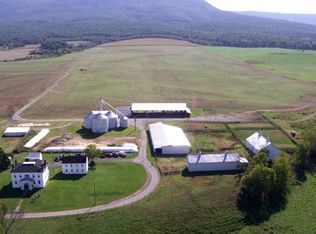 310 Red Banks Rd, Mount Jackson, VA 22842