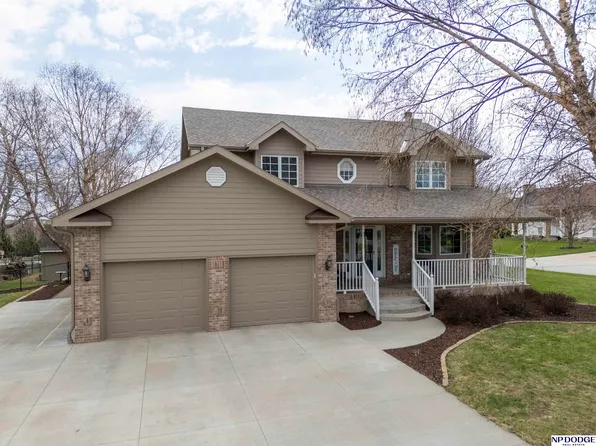 1501 N 211th St, Elkhorn, NE 68022