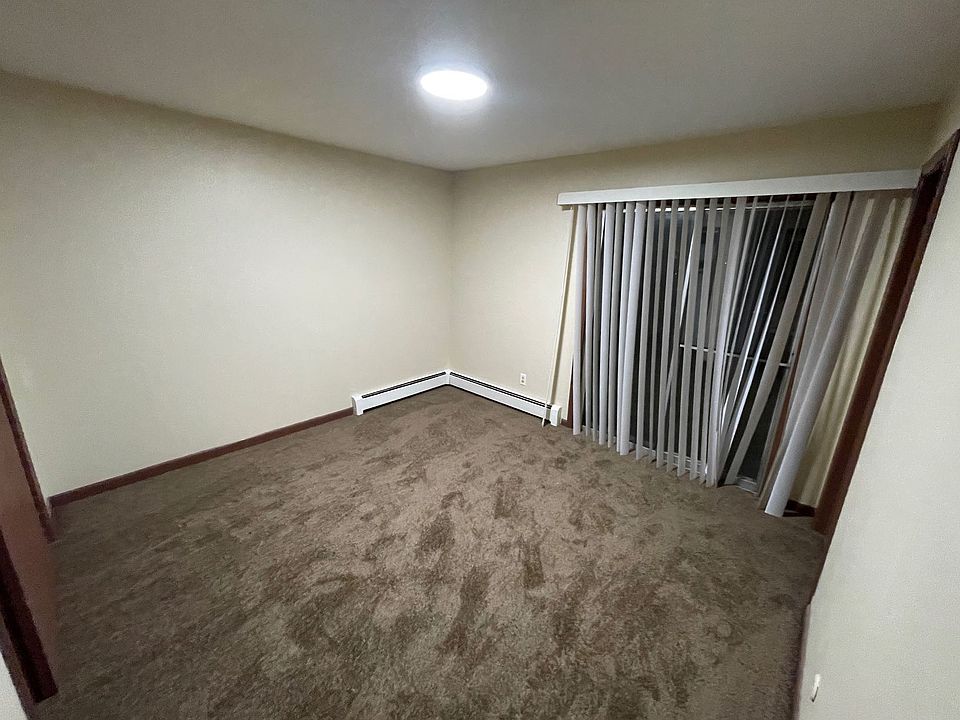 2nd image of 2300 20th St APT 10