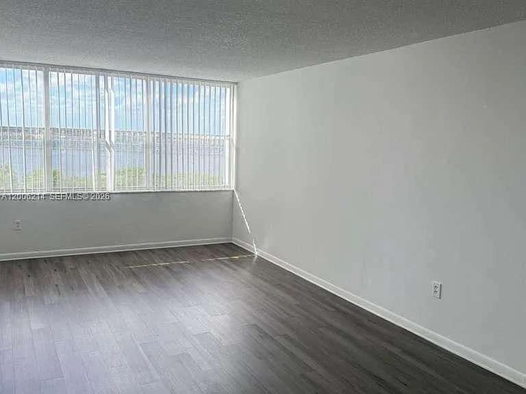 1200 NE Miami Gardens Dr #812W — Photo 10