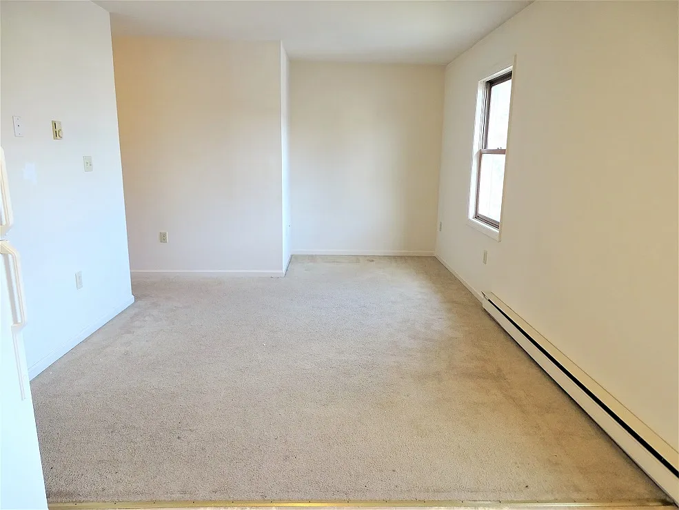 2 bed, $1,150 — Photo 2