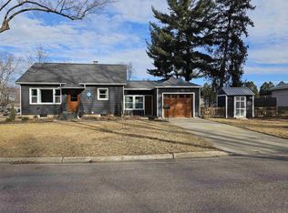 445 Mary Ave, Reedsburg, WI 53959