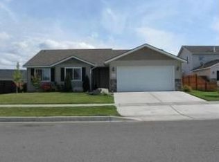 2502 W Warwick Ct, Hayden Lake, ID 83835