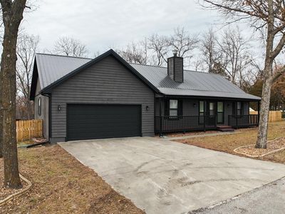 18533 Sterett Creek Village Dr, Warsaw, MO, 65355