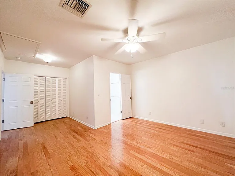 501 NE 8th Ave — Photo 14