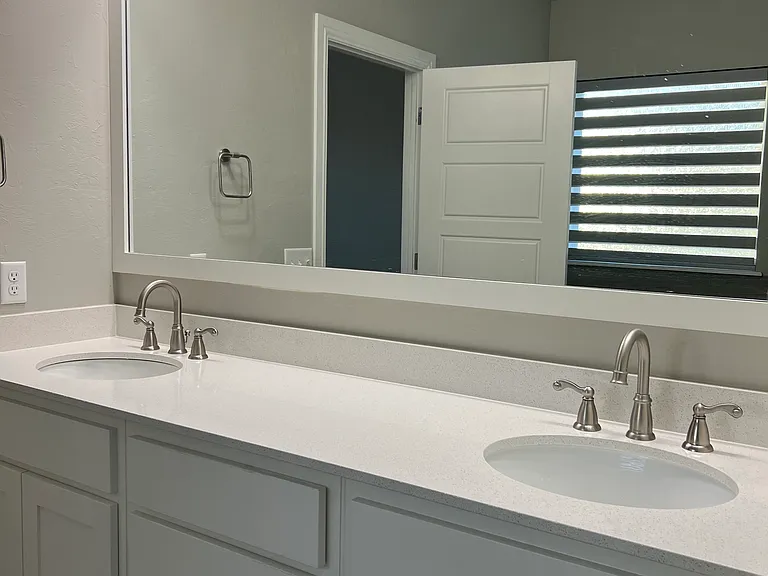 13895 Creek View Dr — Photo 16