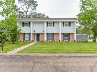 402 Glenlea Dr, Friendswood, TX 77546