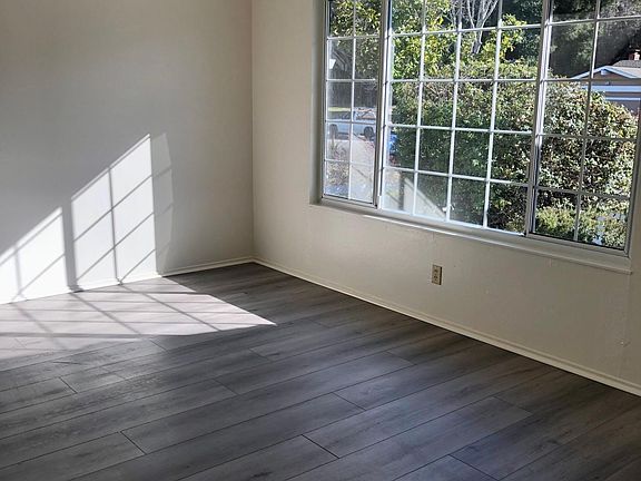 3rd image of 37 San Miguel Way