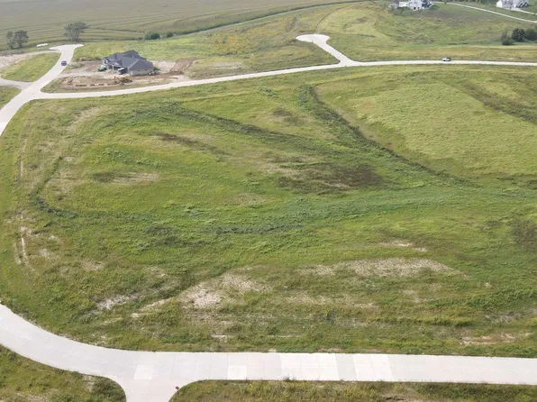 12031 S 229th St, Gretna, NE 68028