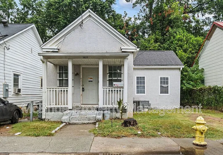 1827 Hicks St — Photo 1