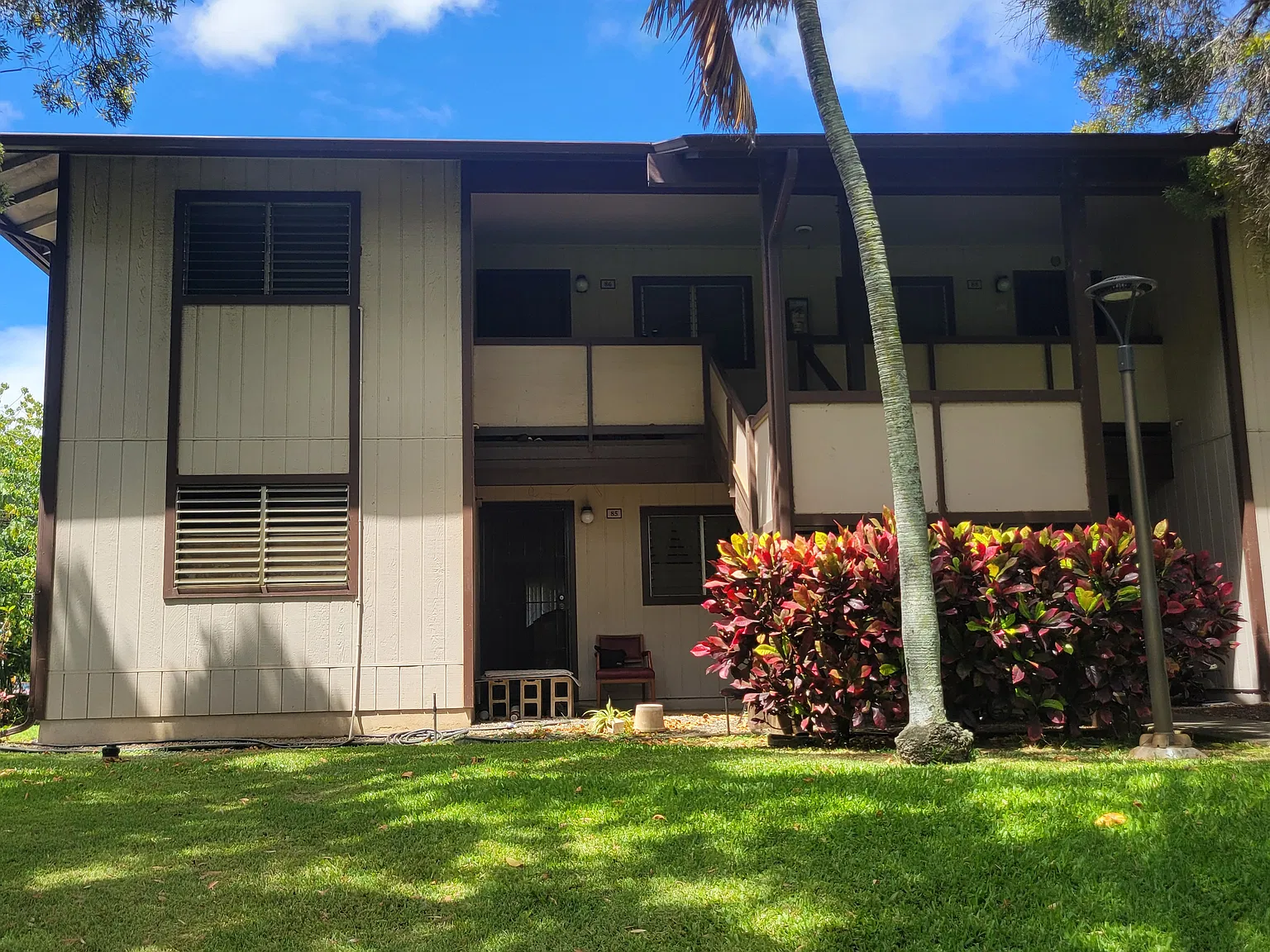 2 bed, 941 sqft, $2,600 — Photo 1