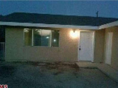 2nd image of 16150 Avenida Descanso