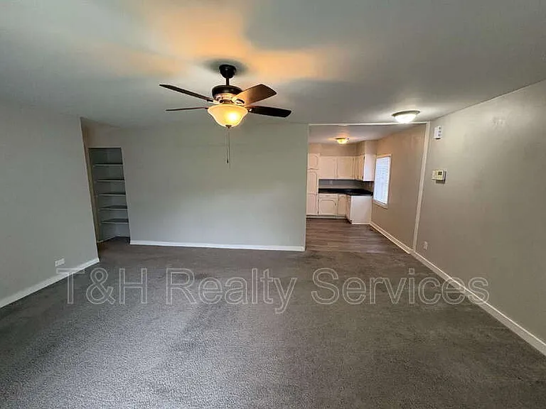 3611 Chateau Ln — Photo 5