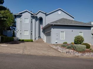 2535 NW Pacific St, Newport, OR 97365
