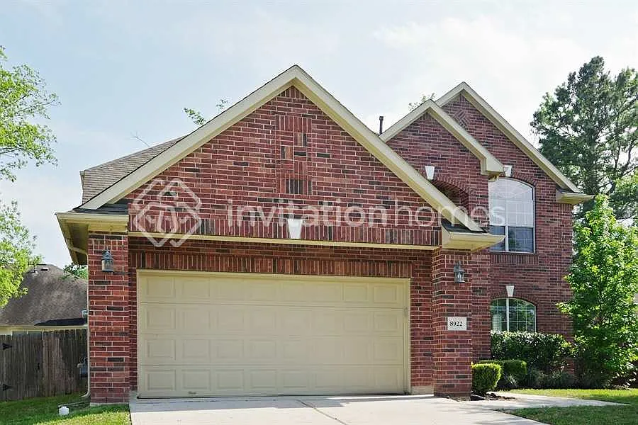 8922 Sailing Dr Humble, TX 77346 — Photo 1