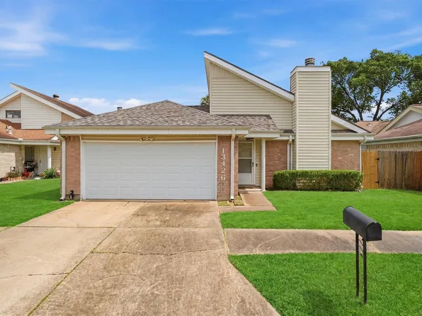 13426 Carruth Ln, Houston, TX 77083