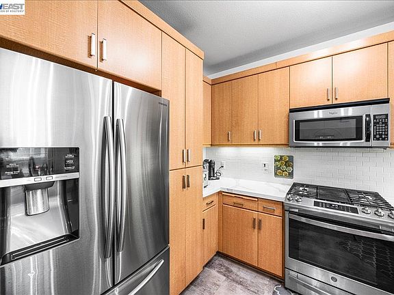 5th image of 5501 Demarcus Blvd #271