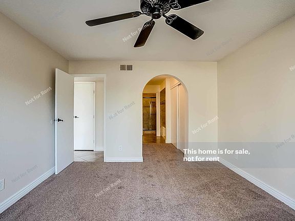 4th image of 3846 W Chicago St