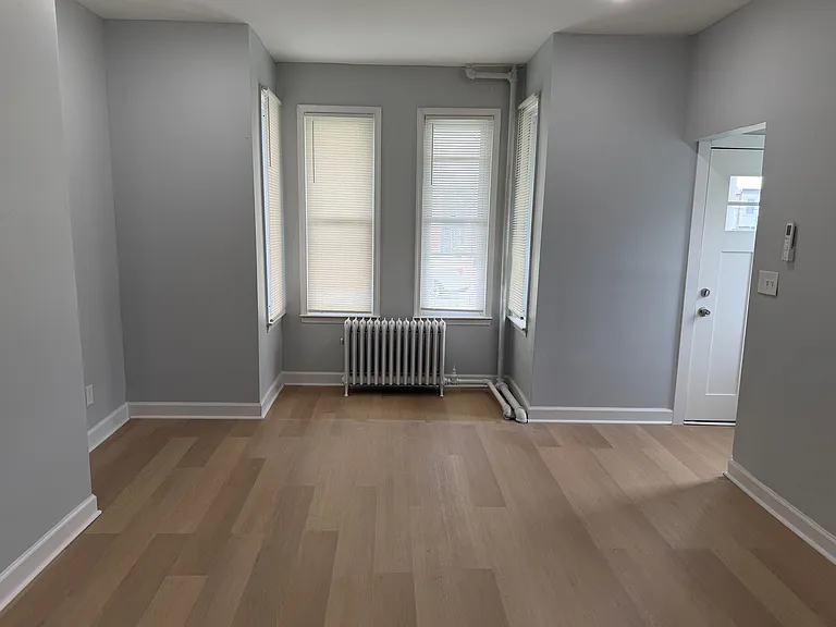 618 Chestnut Hill Ave — Photo 16