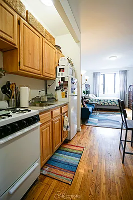 Rented by City Connections Realty | media 24