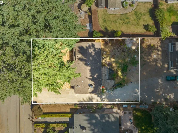 16164 Parker Rd, Lake Oswego, OR 97035