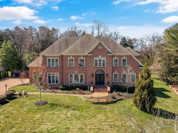 2112 River Sound Dr, Knoxville, TN 37922