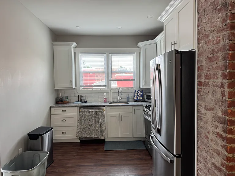 121 Humboldt St #1 — Photo 2