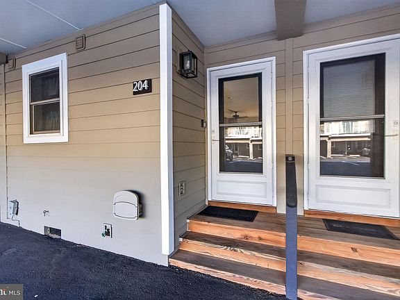 4th image of 223 Country Club Dr Unit 204