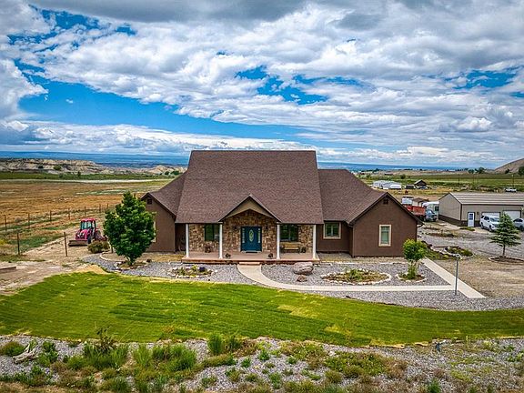 5th image of 69392 Racine Road