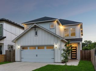 3105 Chihuahua St, Dallas, TX 75212