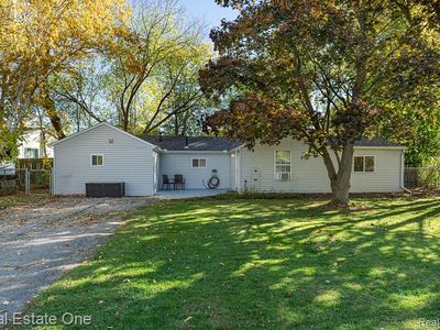 1375 Nokomis Way, Waterford, MI, 48328