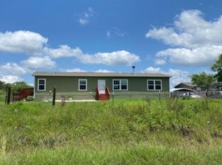 1089 Sheffield Rd, Seguin, TX 78155