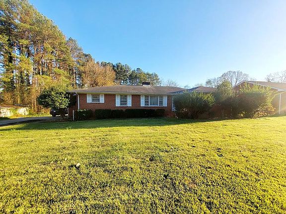 2nd image of 20509 Southlawn Ave