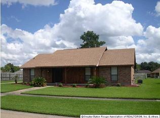 4520 Scarborough Dr, Baton Rouge, LA 70814