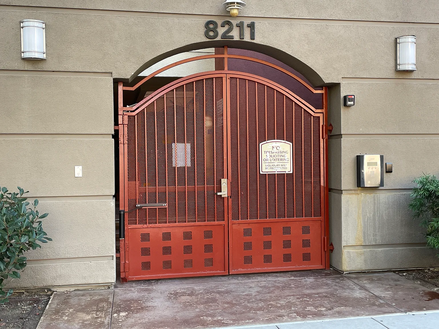 2 bed, 930 sqft, $3,000 — Photo 4