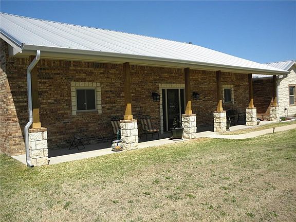 3rd image of 108 Hidden Valley Dr